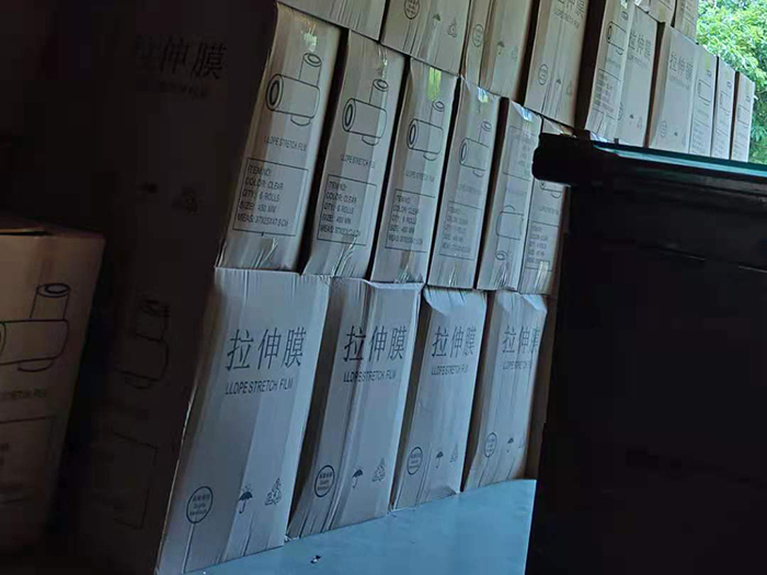 貨(huò)物車間(jiān)